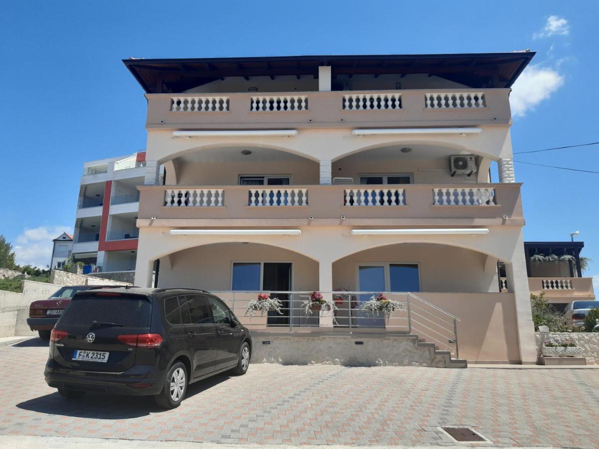 Apartmani Vera Primosten Luaran gambar