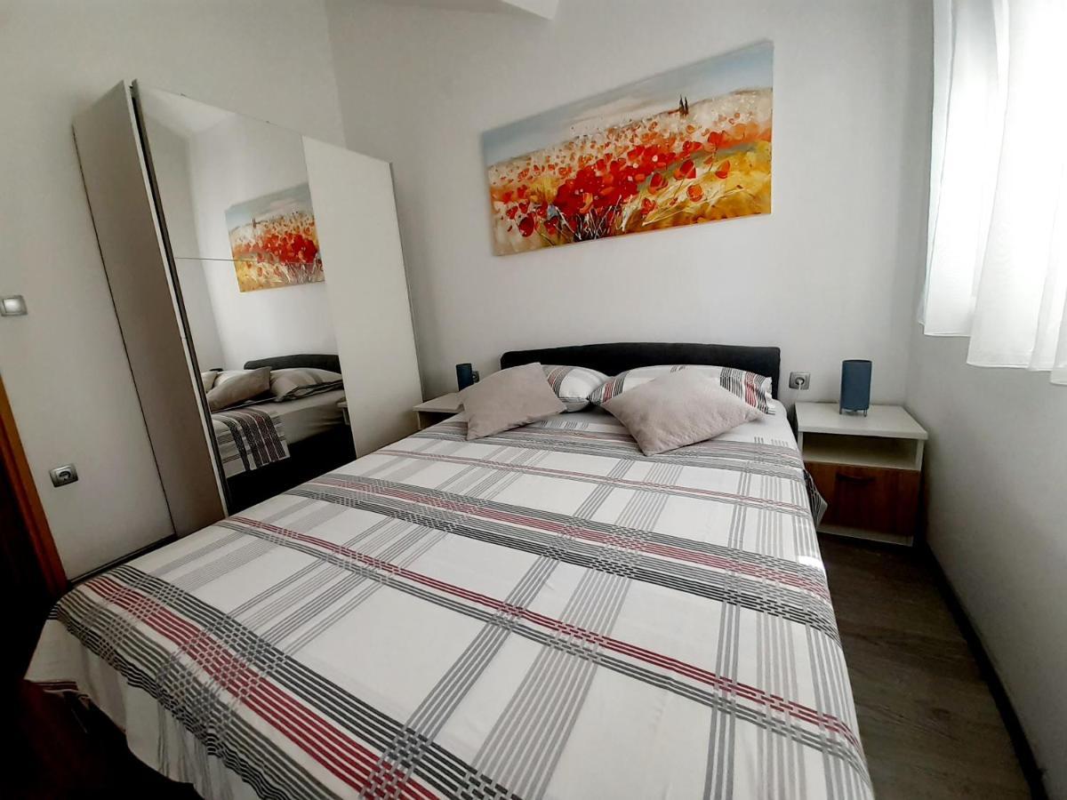 Apartmani Vera Primosten Luaran gambar