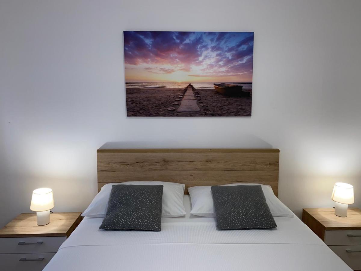 Apartmani Vera Primosten Luaran gambar