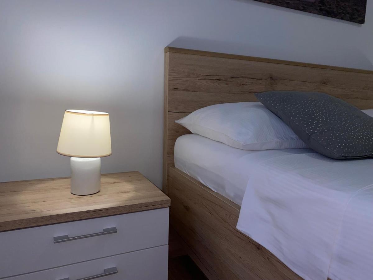 Apartmani Vera Primosten Luaran gambar