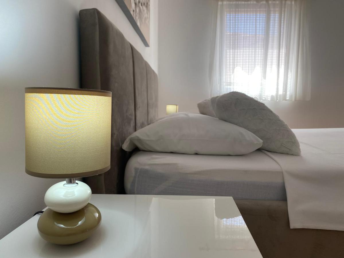 Apartmani Vera Primosten Luaran gambar