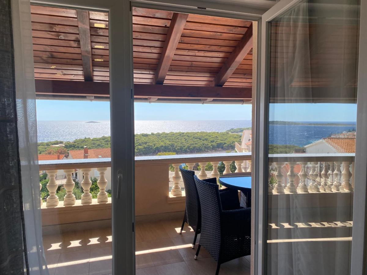 Apartmani Vera Primosten Luaran gambar