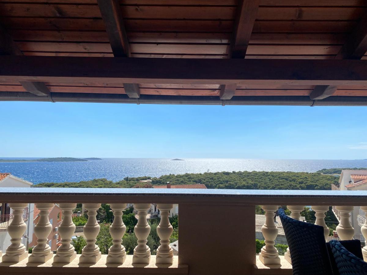 Apartmani Vera Primosten Luaran gambar
