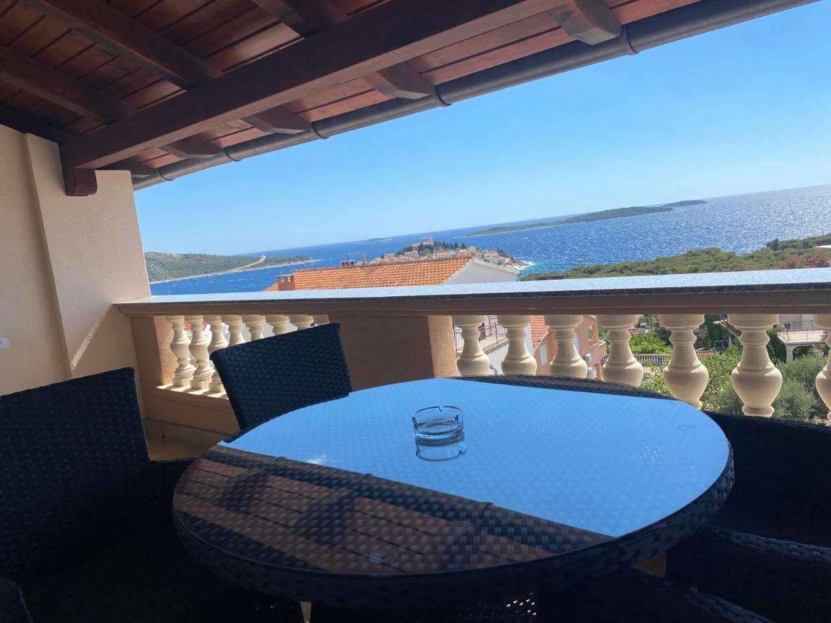 Apartmani Vera Primosten Luaran gambar