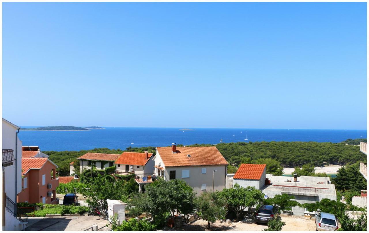 Apartmani Vera Primosten Luaran gambar
