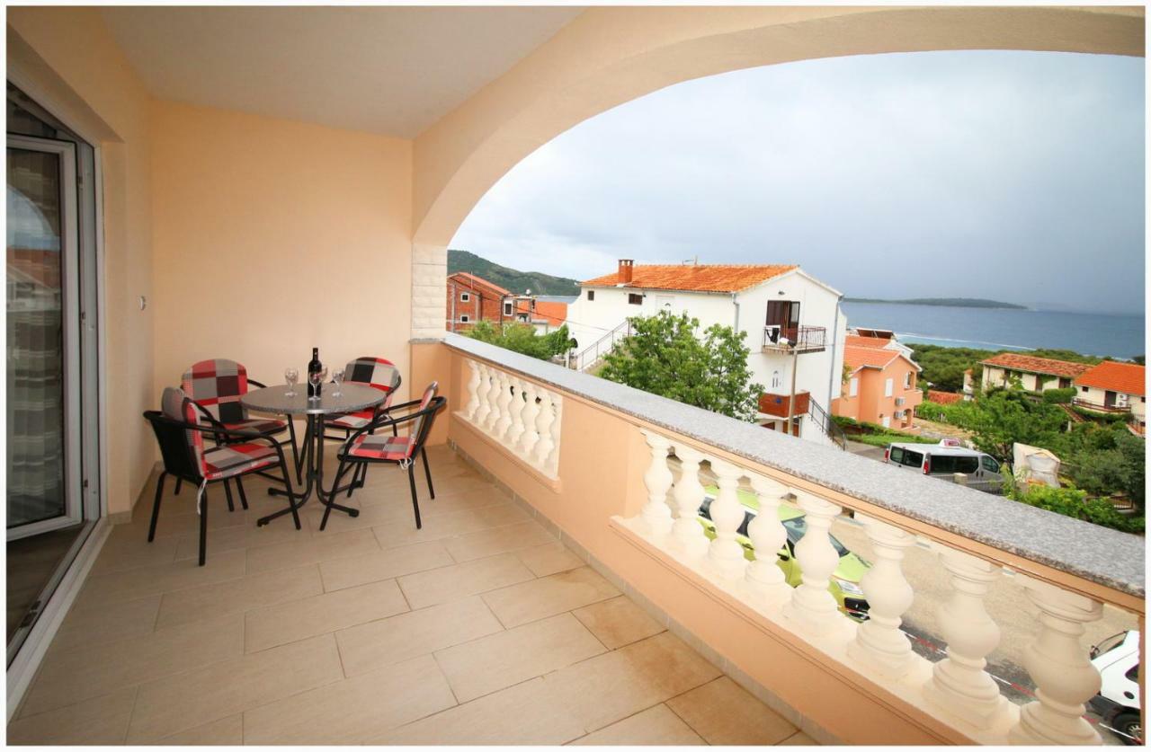 Apartmani Vera Primosten Luaran gambar