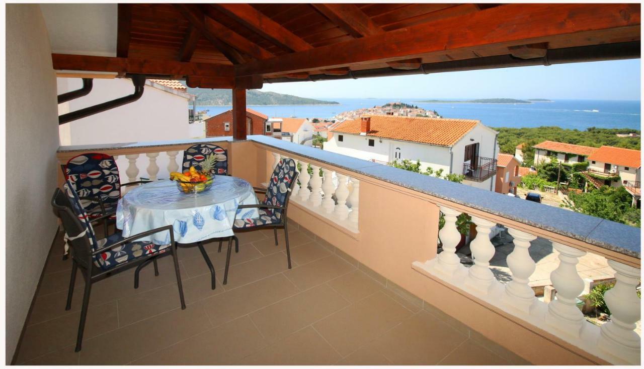Apartmani Vera Primosten Luaran gambar