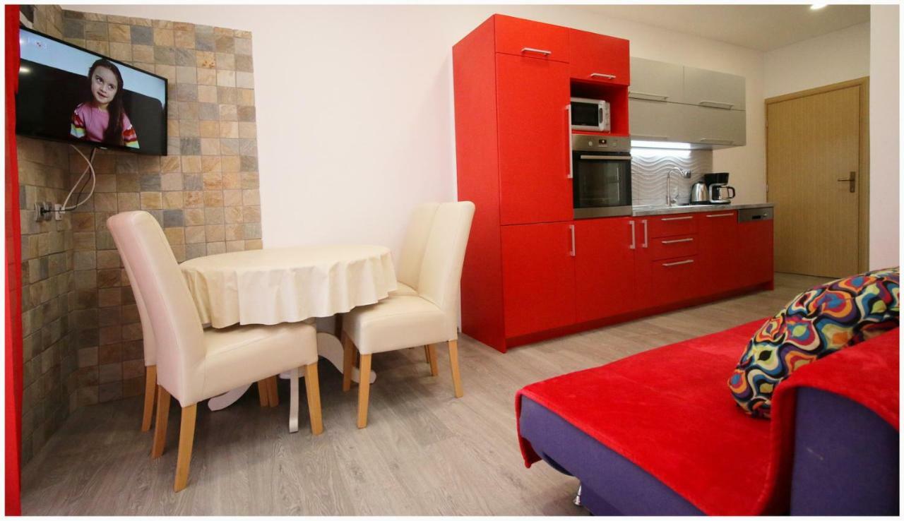 Apartmani Vera Primosten Luaran gambar